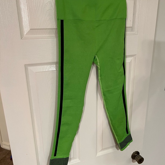 Fabletics Leggings - Picture 4 of 6